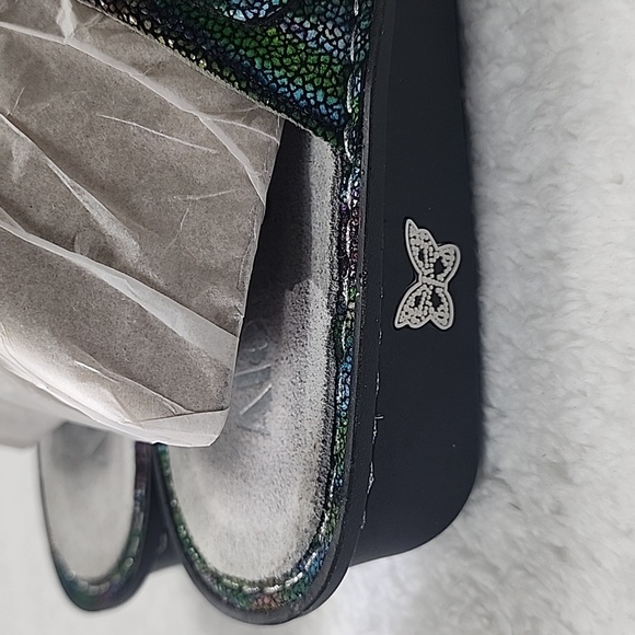 Alegria Betty Hippie Momma Peace Sign Multi Color Sandals New In Box - Picture 6 of 11